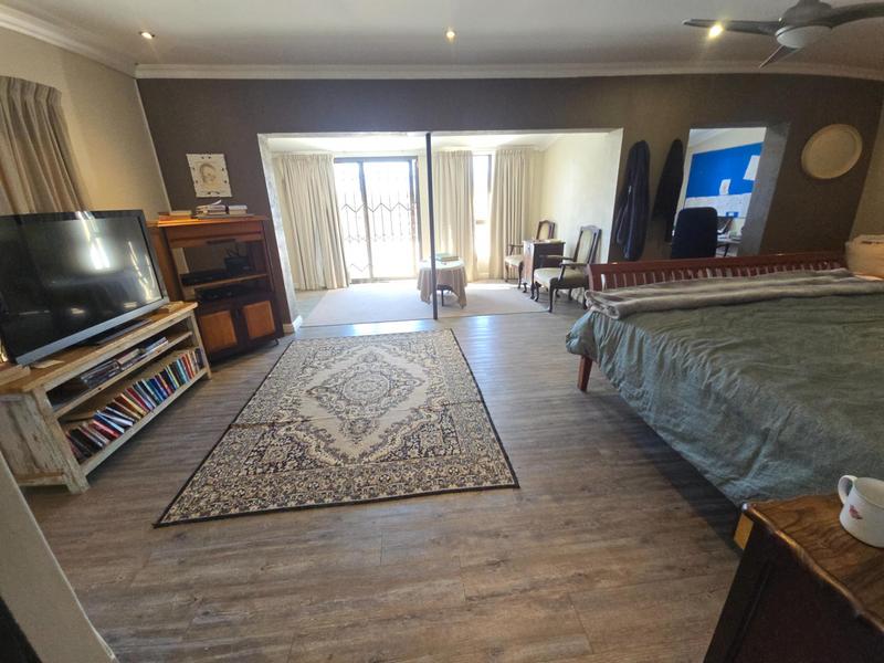 To Let 5 Bedroom Property for Rent in Lochnerhof Western Cape
